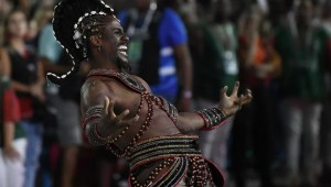 Laroyê! Meu carnaval é preto!