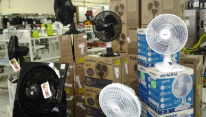 Vendas de aparelhos de ar-condicionado e ventiladores surpreendem lojistas