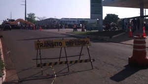 Obras na Avenida Tamandaré causam transtornos para universitários