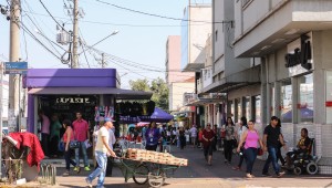 Funcionários são explorados no comércio da capital