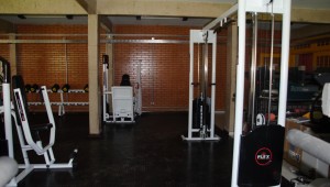 Academia Escola recebe novos equipamentos e será reativada depois de 5 anos