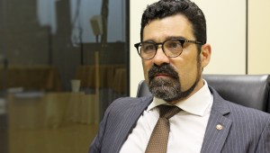 Lei que propõe reparação de danos em escolas do estado passa por nova análise