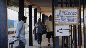 Eleitores de Mato Grosso do Sul reelegem Reinaldo Azambuja como governador do Estado