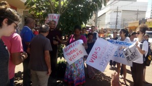 Mobilização pró e contra internação compulsória de dependentes químicos acontece em Campo Grande