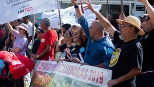 Desfile de 7 de setembro é marcado por manifestações contra o governo Bolsonaro