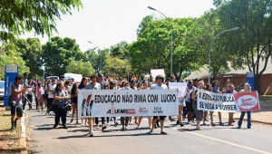 Paralisação contra programa Future-se reúne comunidade da Universidade Federal de Mato Grosso do Sul