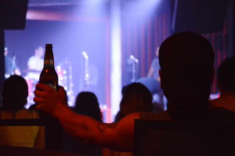 Em 2013, 242 pessoas foram presas com mais de 0.35 ml de álcool no sangue