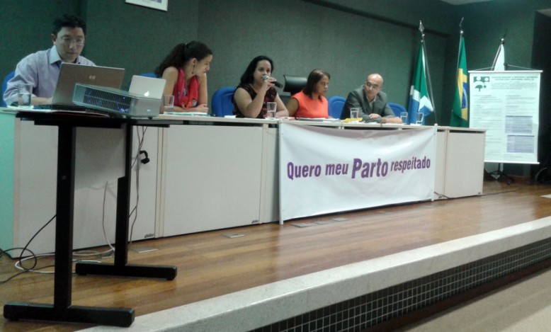 Audiência Pública sobre parto humanizada tem participação de médicos, representantes do estado e movimentos sociais