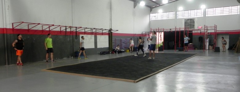 Atletas buscam o equilibrio durante os treinos