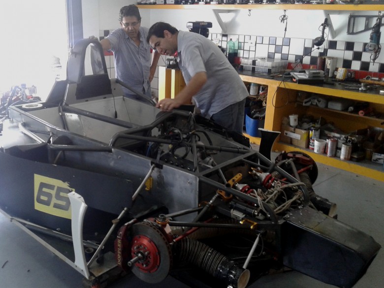 Carro completo custa em média R$ 200 mil