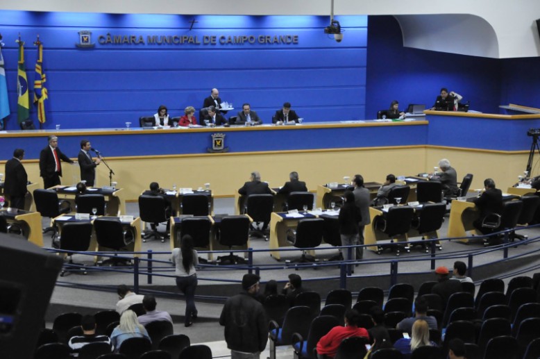 Vereadores de Campo Grande recebem R$ 8,4 mil em verba indenizatória