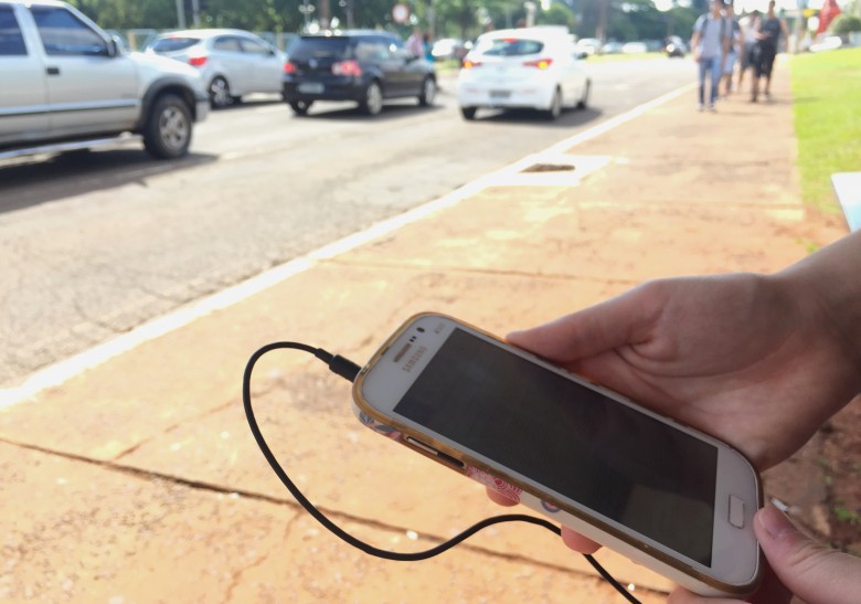 Roubo de celular em vias públicas é o principal motivo pelo aumento do crime