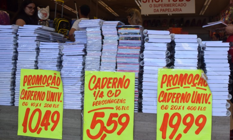 O caderno de espiral teve variação 409,43% nos estabelecimentos pesquisados pelo Procon