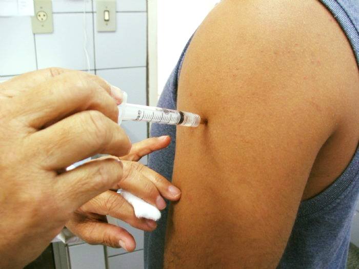 Campo Grande receberá mais dez mil doses de vacina em fevereiro