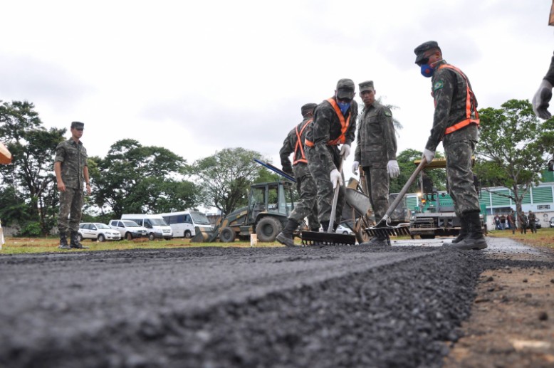 Militares farão obras nas ruas Guia Lopes e Brilhante e avenidas Marechal Deodoro e Bandeirantes.