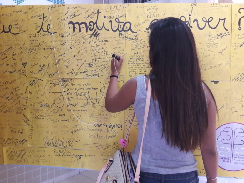 Participação de aluno na campanha da LASME para o Setembro Amarelo