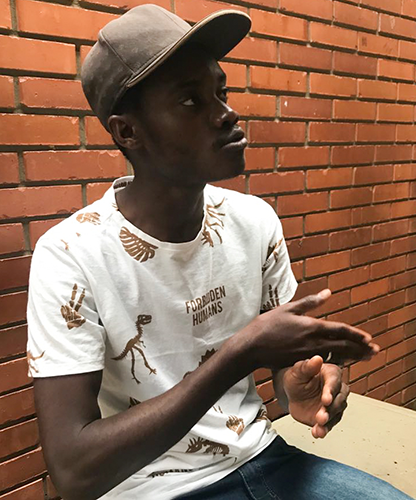 Para Banel Pierre, a integração estrangeira é difícil e Câmara pode ajudar os imigrantes.