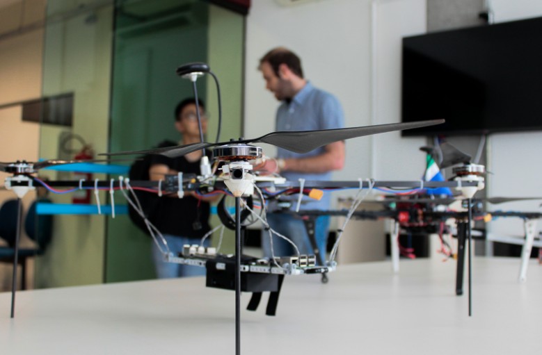 Drone desenvolvido pelos acadêmicos que participam do Projeto Vantagro