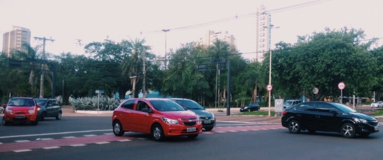 Excesso de velocidade e embriaguez são as causas mais comuns dos acidentes de trânsito