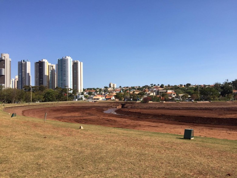 O projeto de desassoreamento iniciou em junho e primeira etapa terminou antes do previsto.